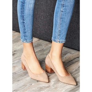 Sole Society Andorra Suede Block Heels Cream size 7.5